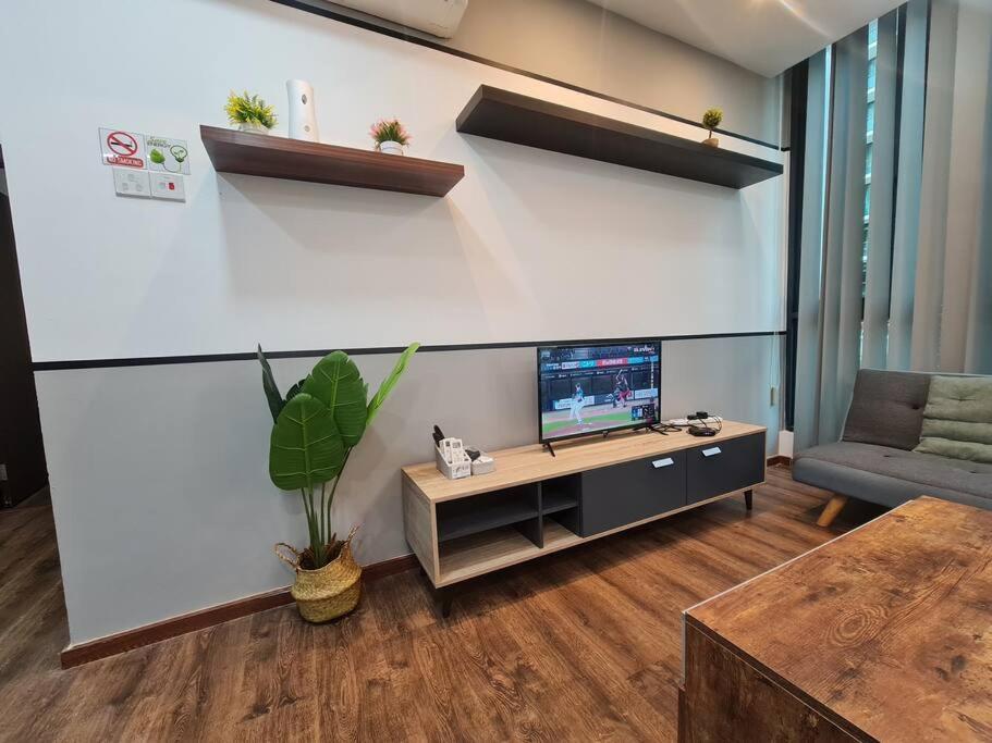 Apartment V' Bros Vivacity 3bedroom J4.4 Got Dryer *