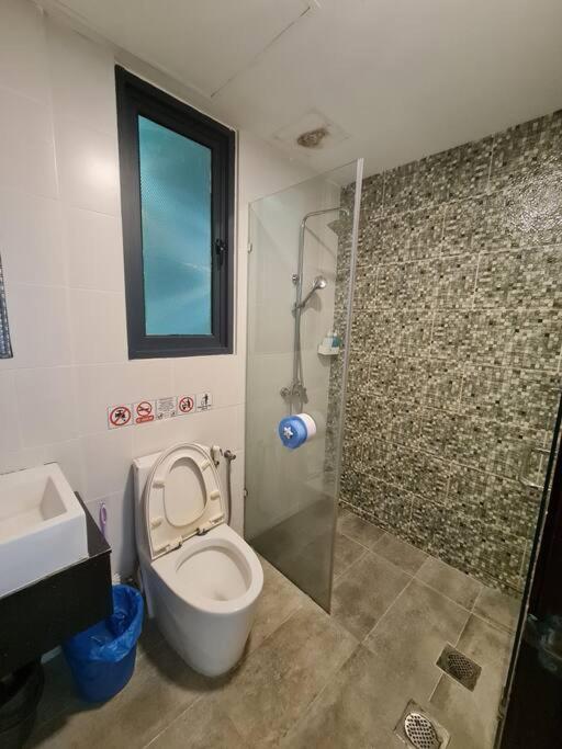V' Bros Vivacity 3bedroom J4.4 Got Dryer * Kuching
